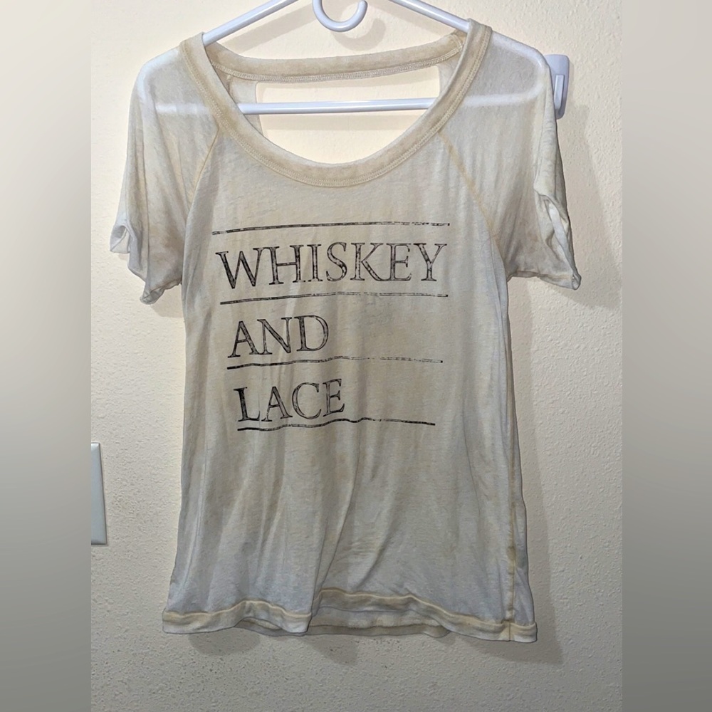 Chaser cream tee with keyhole back. Size small